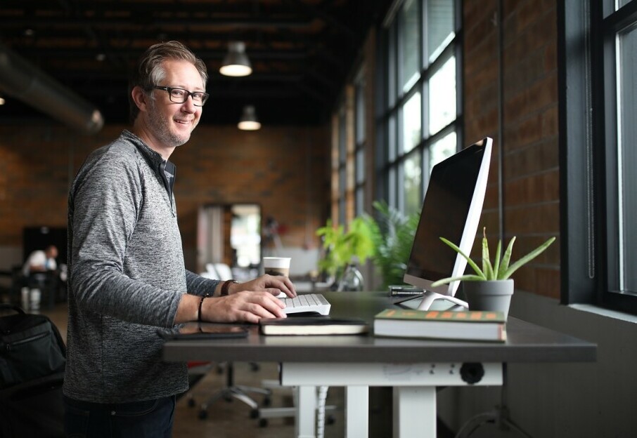best-work-from-home-setup-plants